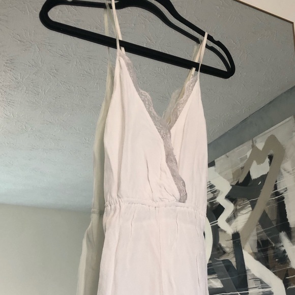 Tularosa romper like new! - Picture 2 of 5
